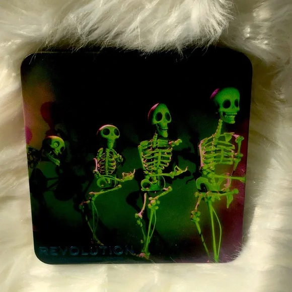 New!  Never swatched!  CORPSE BRIDE GRAVE MISUNDERSTANDING eyeshadow palette - Picture 4 of 16